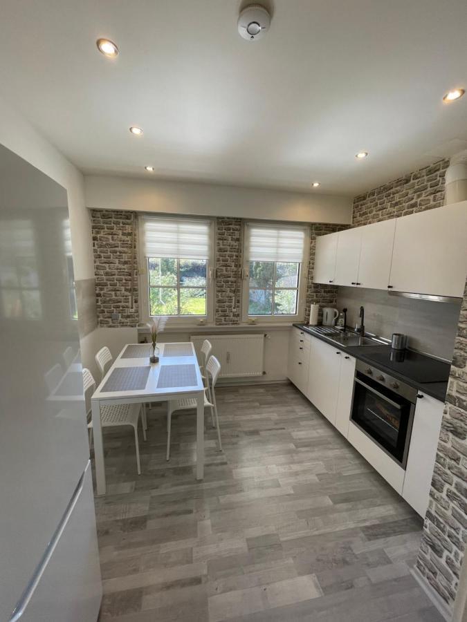 Comfortable Shared Apartment With Private Room In Wesseling Kültér fotó