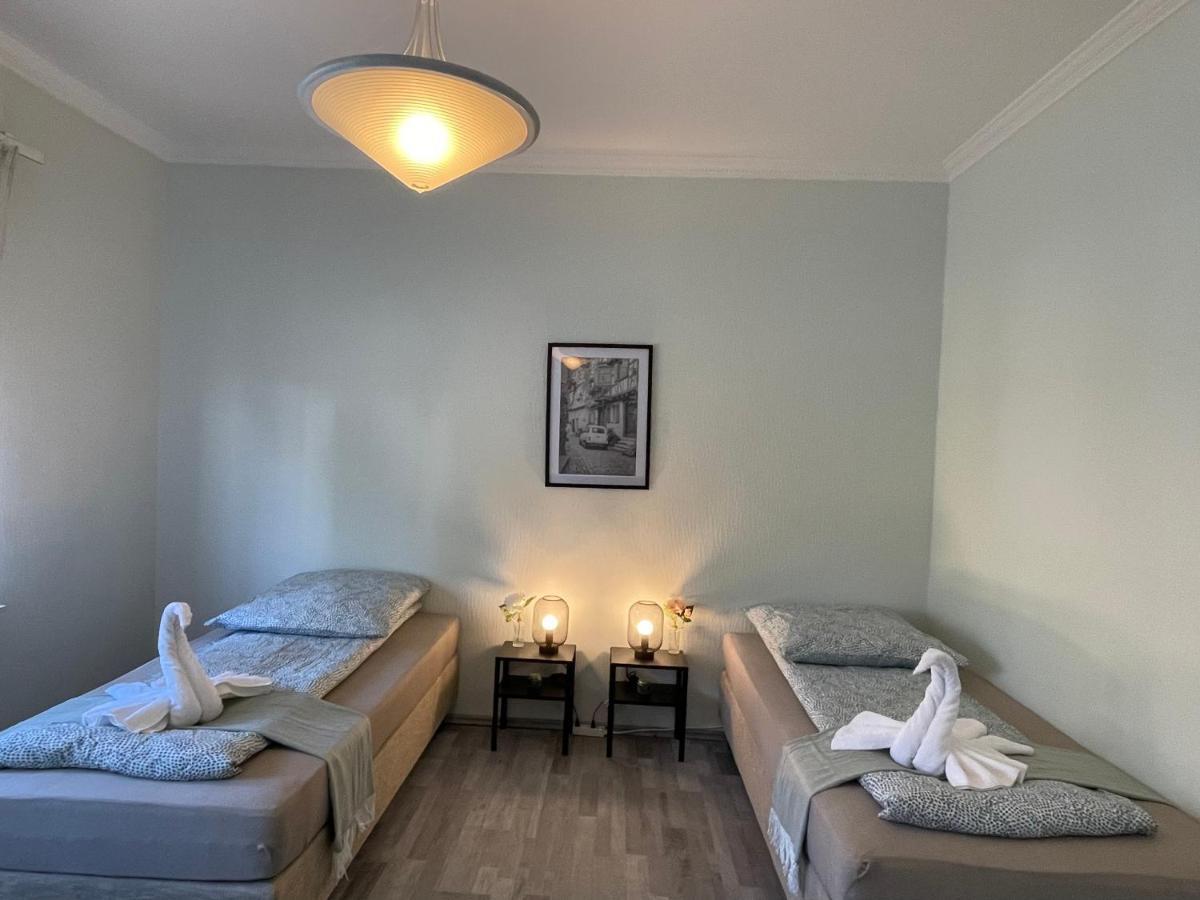 Comfortable Shared Apartment With Private Room In Wesseling Kültér fotó